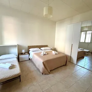 Casa vacanze De Amicis, Catania